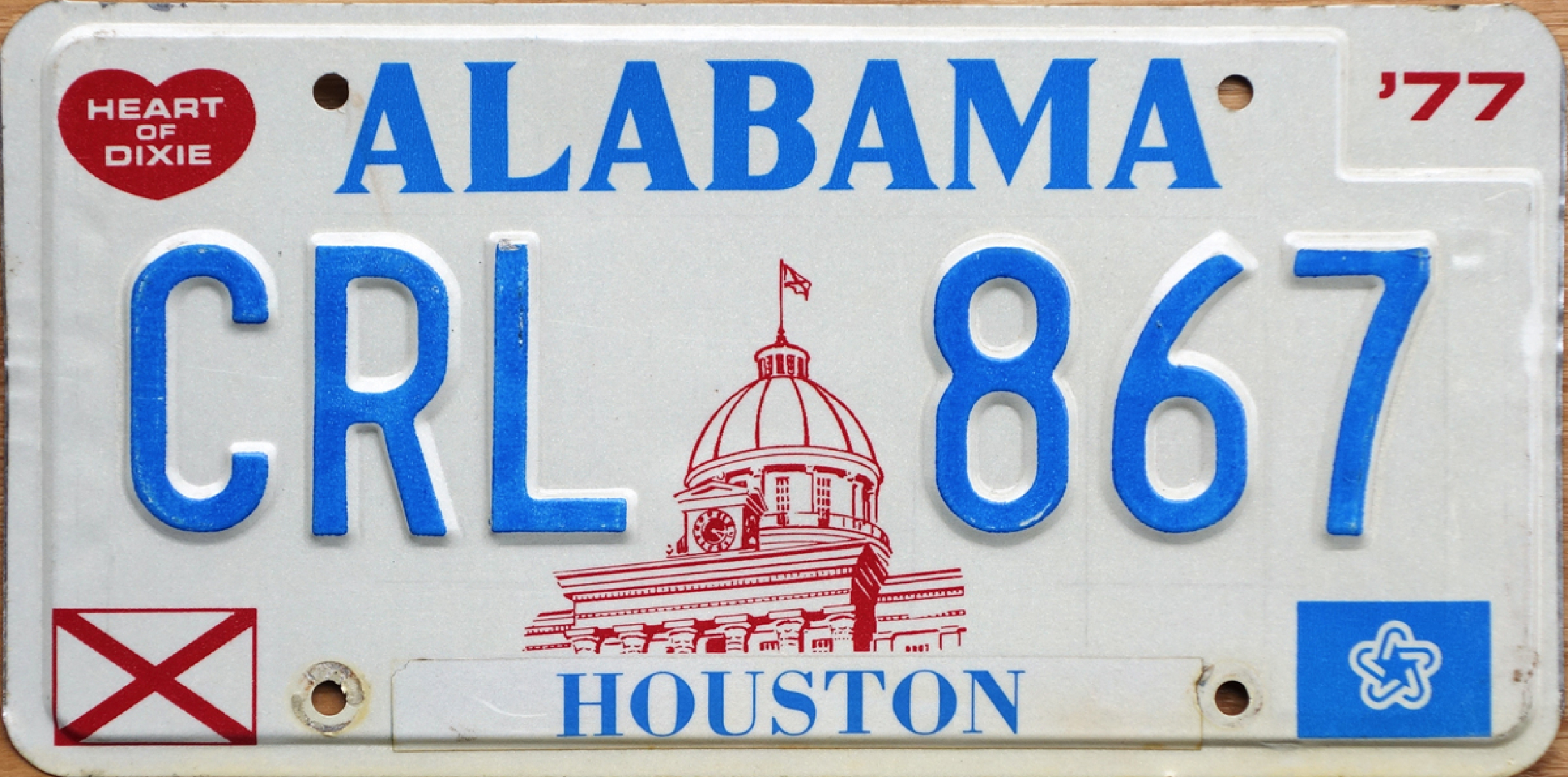 A 1976 Alabama license plate with the number CRL 867